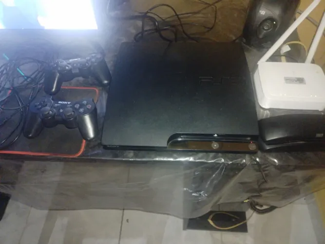 VENDO PS3 ,PRA SAIR LOGO!!!