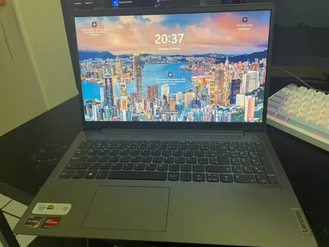 Ideapad 3 Ryzen 5500u