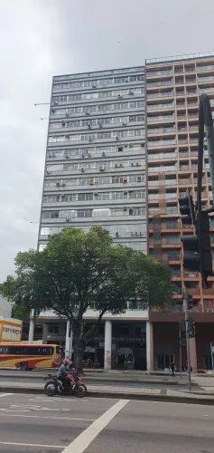2 SALAS COMERCIAIS JUNTAS PARA VENDA