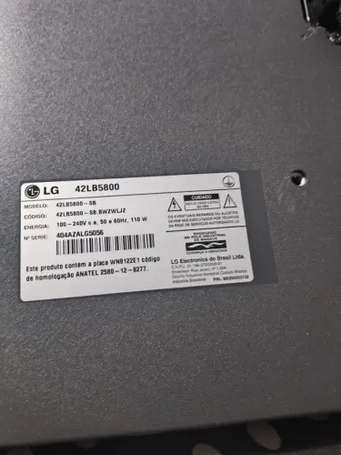 Vendo tv para retirada de pecas 42" polegadas