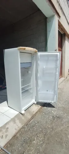 Geladeira Consul degelo seco funcionando perfeitamente