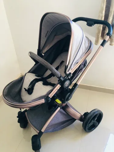 Carrinho Vulcan Dzieco 360 + Bebê conforto com base para carro 