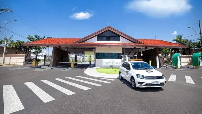 Terreno à venda, com 300 m² no Condomínio Terras do Vale em Caçapava/SP
