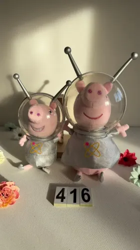 PEPPA E GEORGE ASTRONAUTAS 