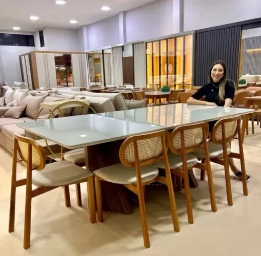 Mesa de Jantar com 8 cadeiras Madeira Maciça 2.20cm