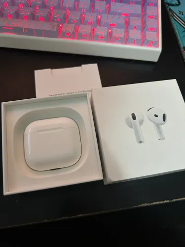 AirPods 4 original