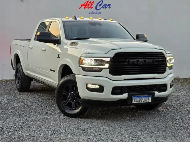 Ram 2500 Laram. 6.7 Night ED. TB CD 4X4 DIE 2021