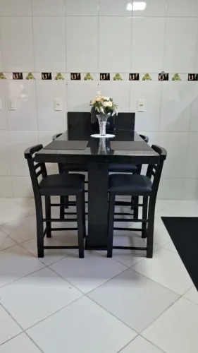 Banquetas estofadas $175 cada