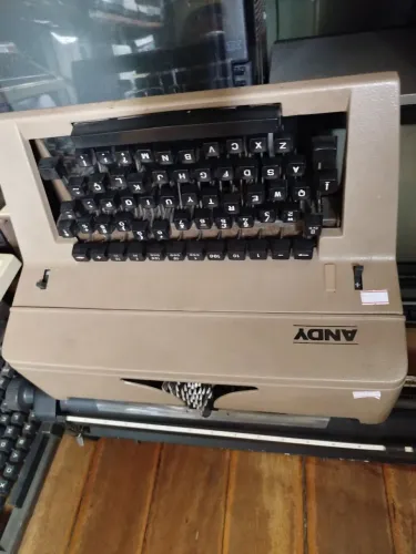 Máquina de escrever 