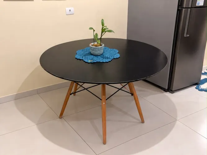 Vende-se Mesa de Jantar