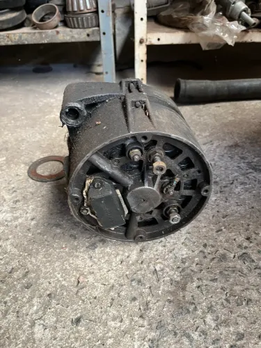 Alternador 24 volts