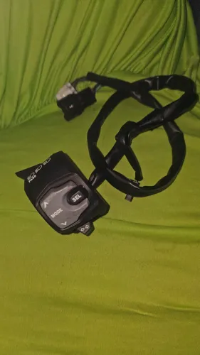 Punho de luz esquerdo V-strom 650
