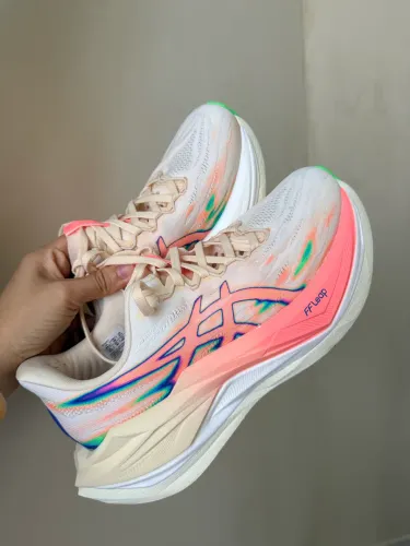 Tênis Asics Superblast 3 (unissex)