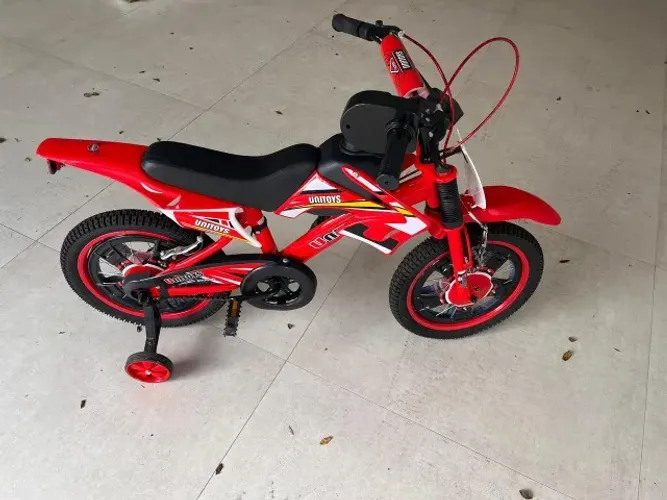 Bicicleta Infantil (modelo moto)