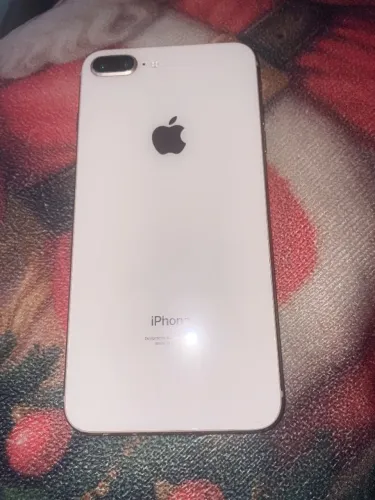 Vendo iPhone 8 Plus funcionando normalmente\. ? Aparelho usado, com alguns arranhões lev
