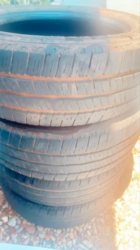 Pneu Goodyear aro 18