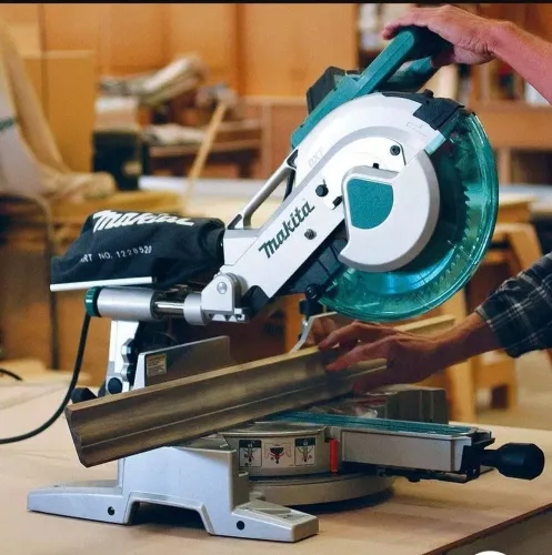 Serra de Esquadria 305mm 1650 Watts LS1216 Makita