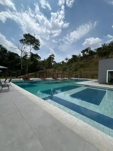 Ritz Castanheira Spa&Resort Ótimo lote no meio de condomínio