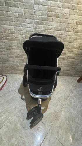 Carrinho de bebê Quinny