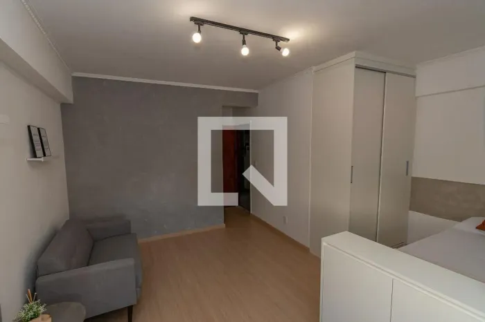 APARTAMENTO RESIDENTIAL em Campinas - São Paulo, Cambuí