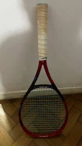 raquete YONEX VCORE 100