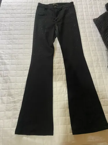 Roupas semi novas
