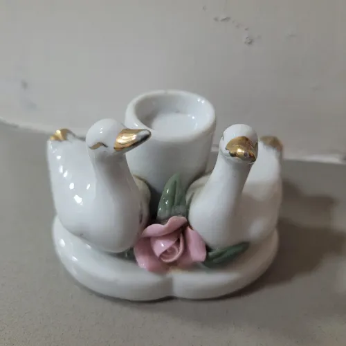 Enfeite de porcelana 2 cisne