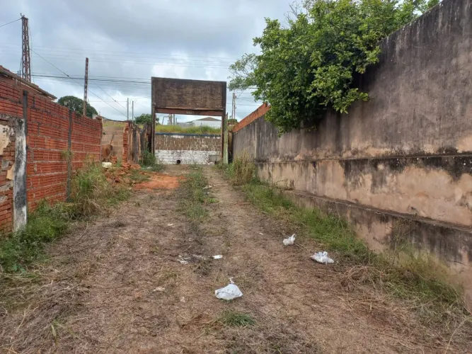 Terreno à venda, 10000 m² por R$ 600.000,00 - Centro - Dois Córregos/SP
