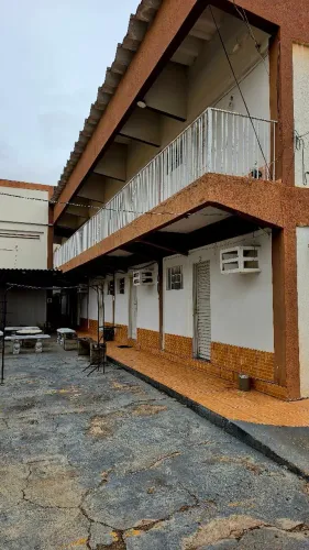 Vende-se imóvel com 11 quartos
