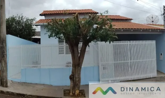 VENDE-SE CASA EM PIRAJU-SP, RUA MARIO MARTGNONI 201, BAIRRO RESIDENCIAL MONTE BELO