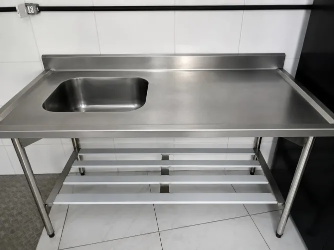 Mesa pia inox 
