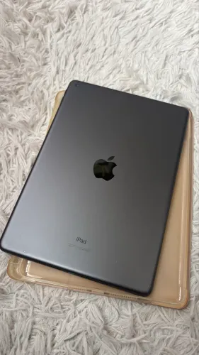 iPad 9ª geração cinza espacial