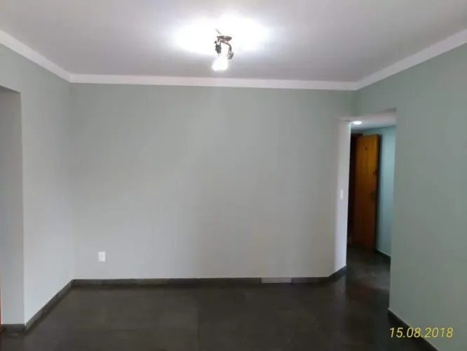 Apartamento no Bairro Centro, 2 quartos, 1 vaga, Edifício Costa Azul