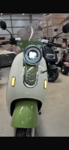 Scooter Elétrica Cappuccino 1000W Retrô Lítio 60V Nova Sem CNH e Sem Placa