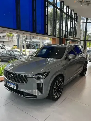 XC90 2.0 T8 RECHARGE ULTRA em estado de 0km !!!