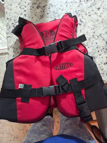 Colete salva vidas criança