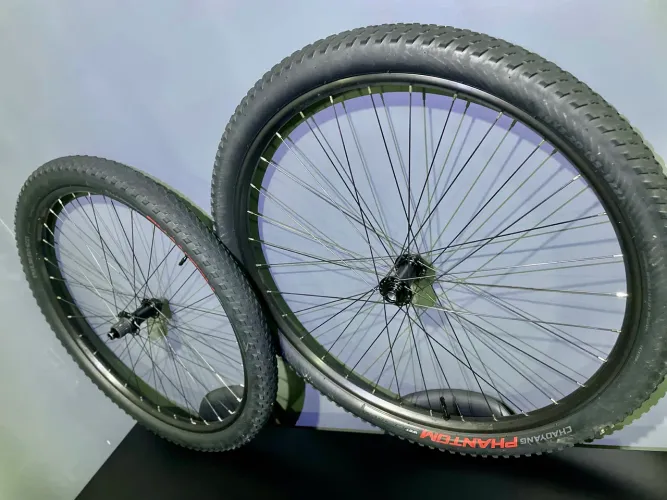Rodas Aro 29 WTB ST LIGHT - 32 Furos - Tubeless - Completa  - Cubos Formula - Boost  