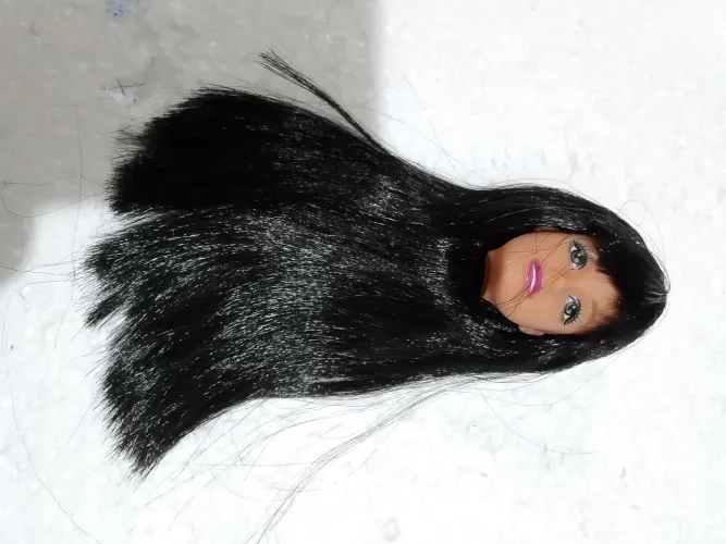 Cabeça de boneca genérica 
