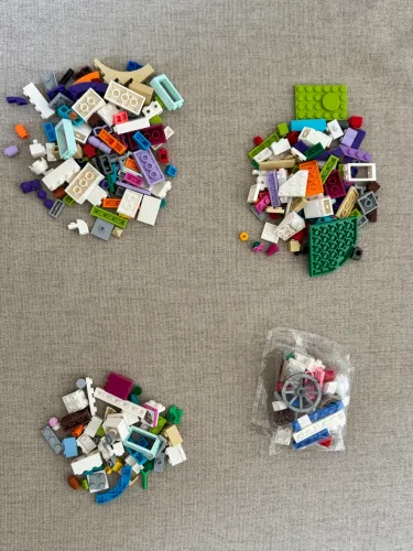 Lote lego 250 peças + brinde compariveis
