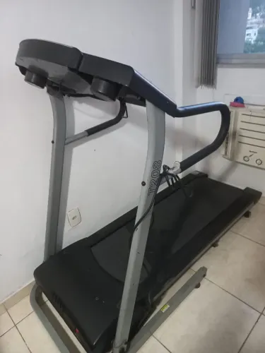 Esteira (com defeito)
