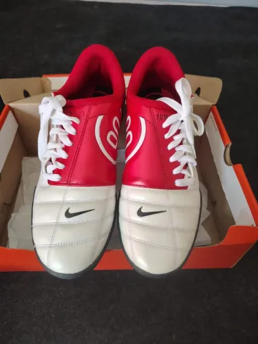 Tênis Total 90 Nike