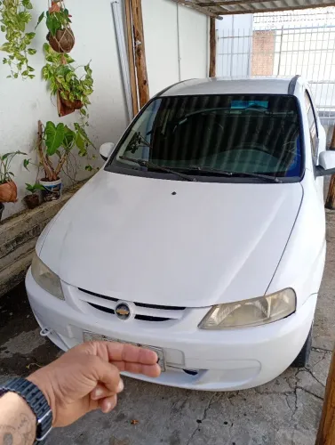 peças?.(( Vendo <>>>Celta))ano 2004.8v.1.0 Valor 16 mil