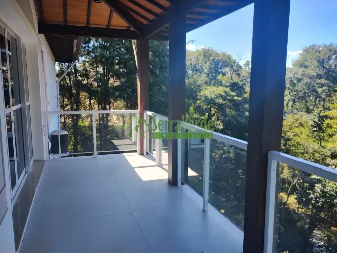 PEDRO DO RIO (CASA EM CONDOMÍNIO DE ALTO PADRÃO E COM FINO ACABAMENTO)