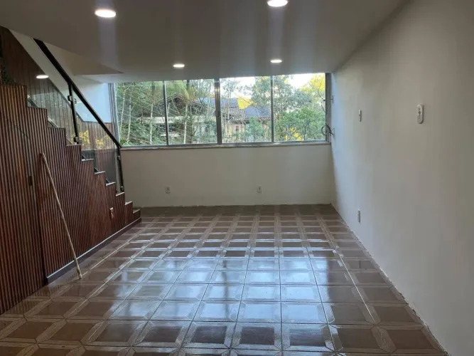 Apartamento à venda, Taquara, Petrópolis, RJ