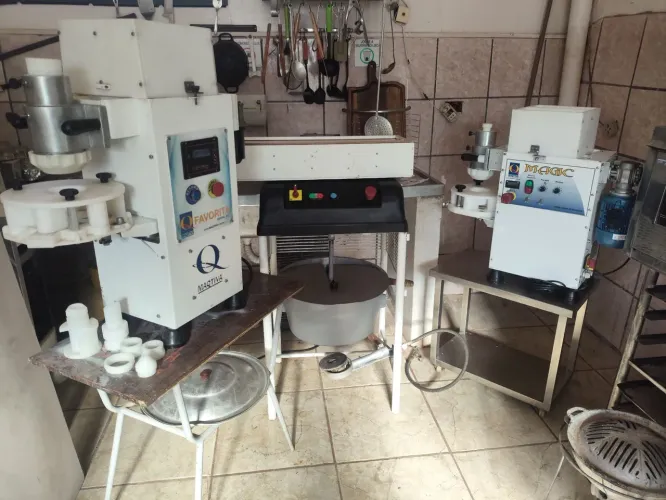 Modeladora de salgados 4.0 e 5.0 maqtiva