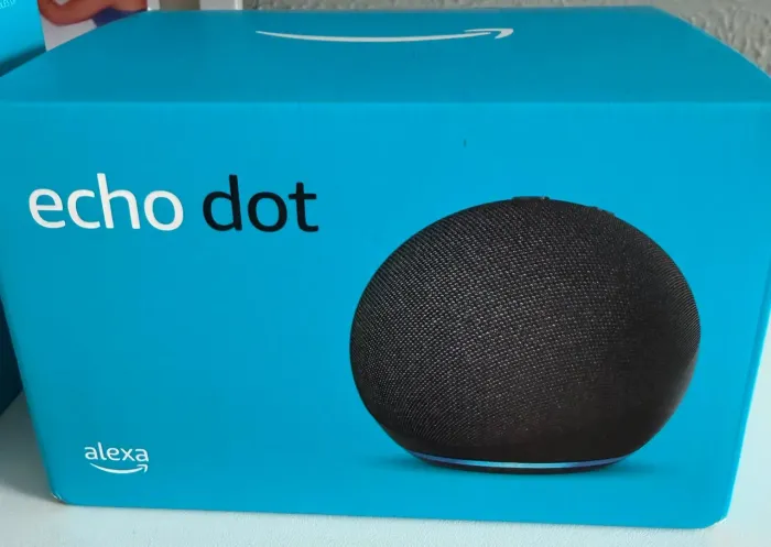 VENDO ALEXA ECHO DOT PRODUTO NOVO E DE ÓTIMA QUALIDADE.