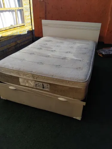 Cama Box casal Baú + Cabeceira (Entrego)