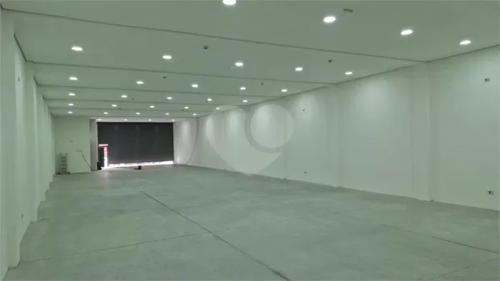 Ponto Comercial Estratégico na Lapa  400 m² de Amplo Potencial