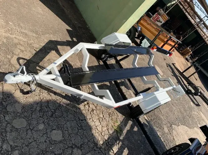 Carreta para transporte de 1 Moto