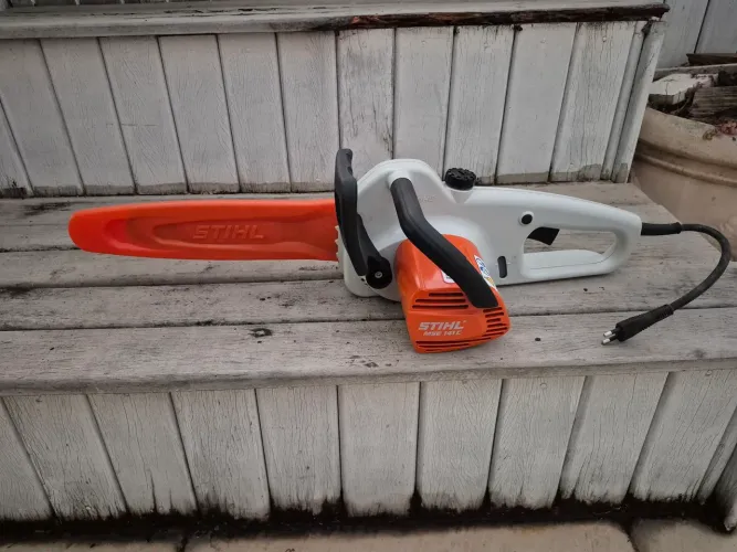 Motosserra Elétrica Stihl MSE 141 C - Seminova na Caixa (Original)
